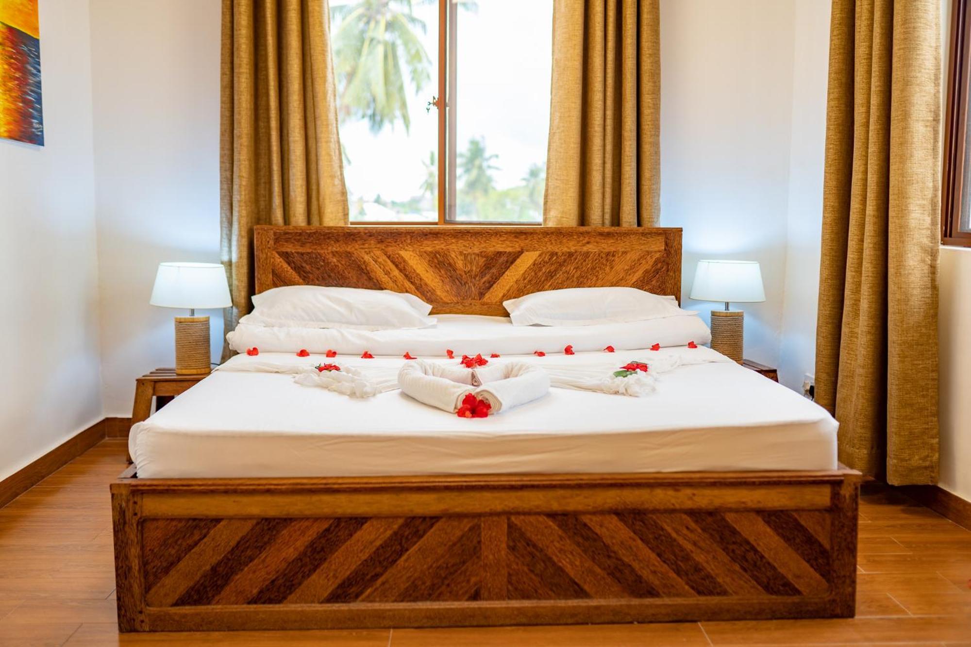 Aurora Beach Hotel نونغوي المظهر الخارجي الصورة